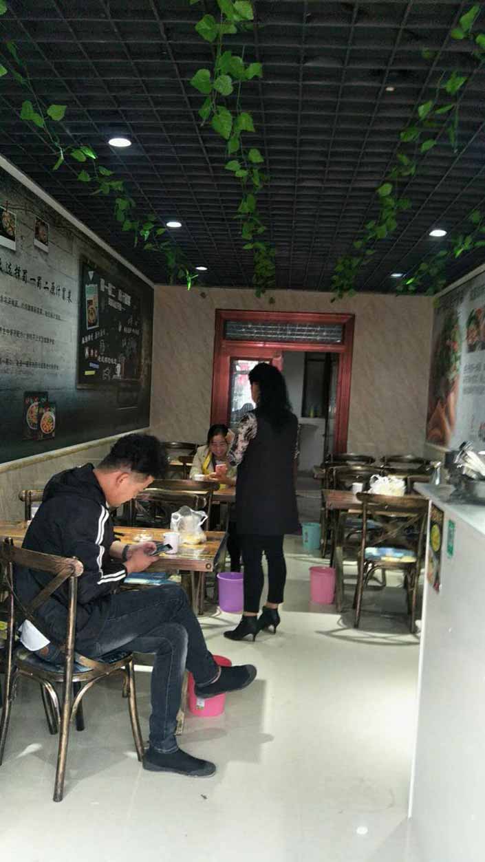 甘肃天水甘泉镇冒菜店